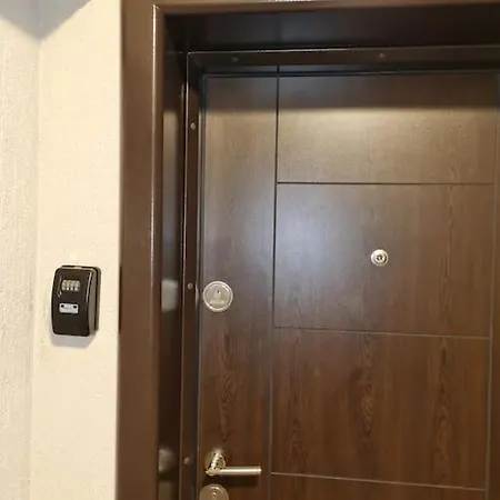 Luxury In The Top City Center וארנה