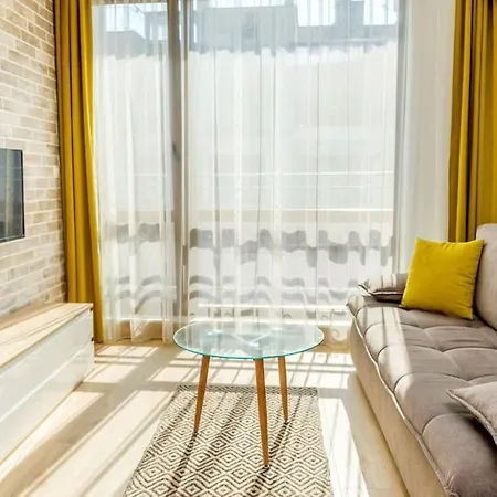 Luxury In The Top City Center 바르나