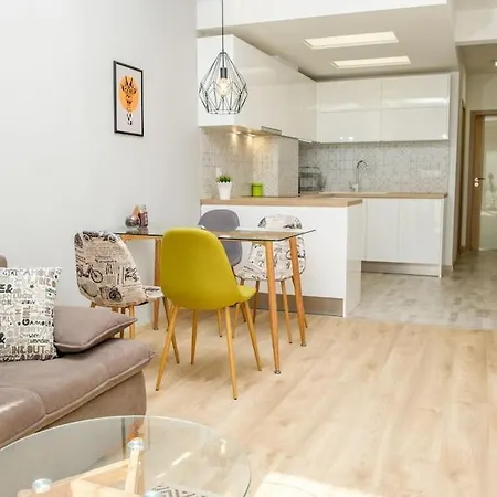 아파트 Luxury In The Top City Center 바르나